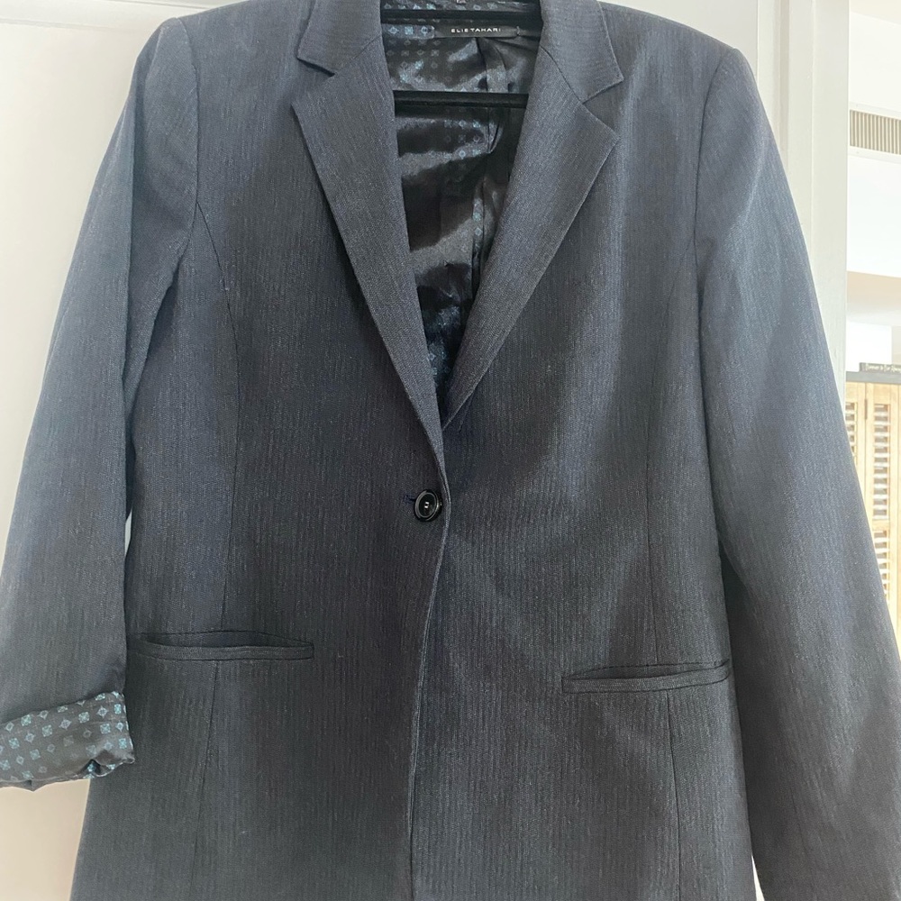 Elie Tahari size 14 navy blazer